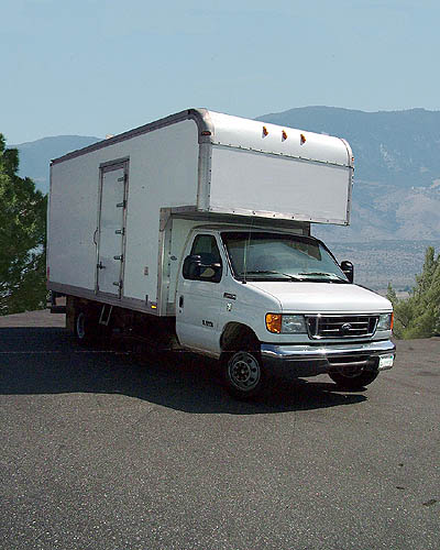 2006-E450-2-Ton-Grip-Truck-Gal1-400x500.jpg